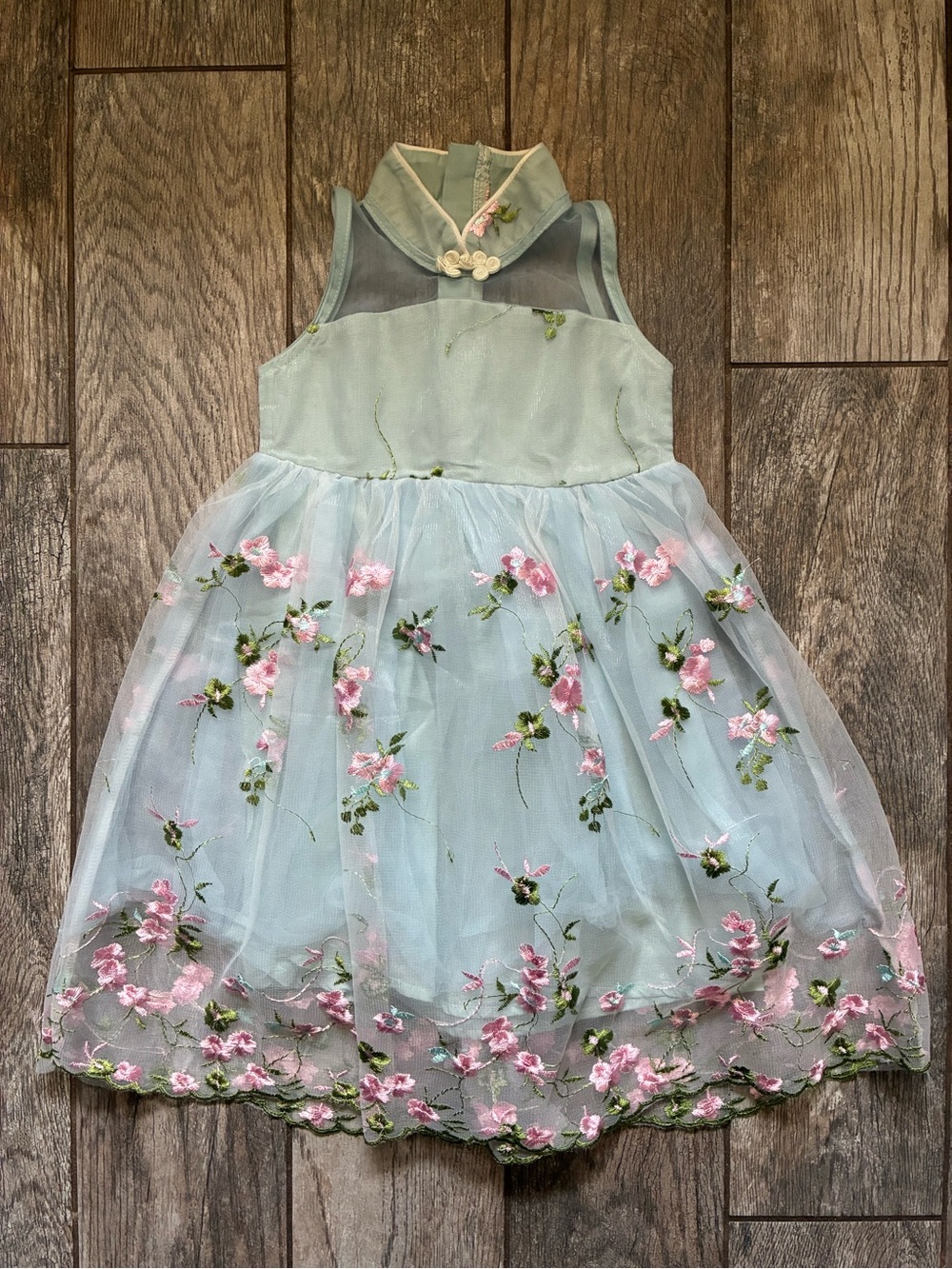 Girls Floral Embroidered Dress Size 5/6